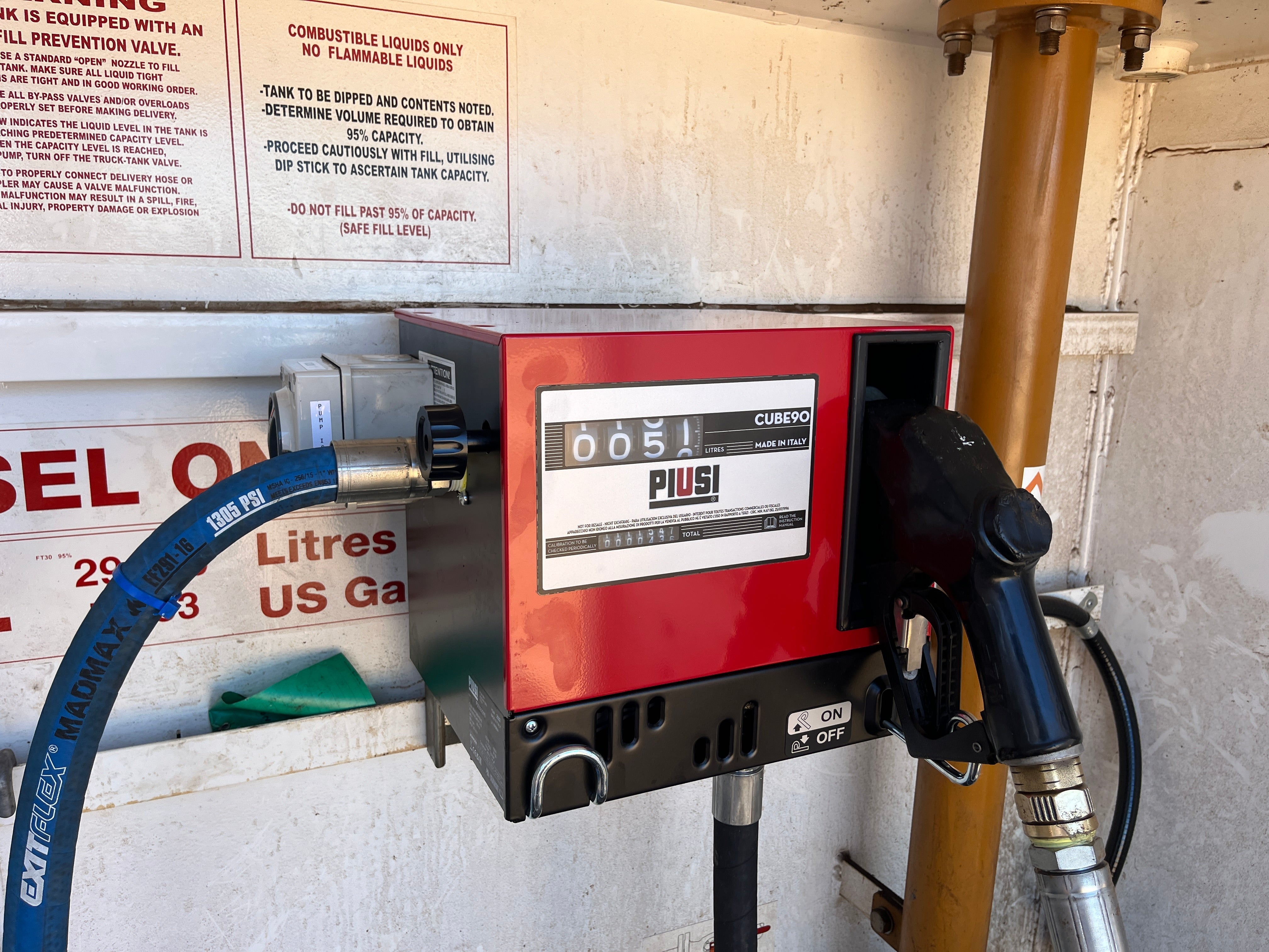 Battery-Powered vs Mains-Powered Fuel Pumps: What Works Best for Remote Sites?